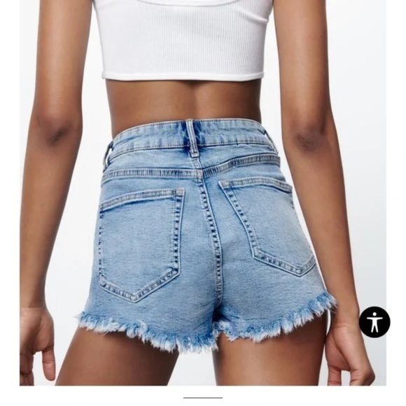 Zara Frayed High Rise Denim Shorts sz 6 - Picture 3 of 9